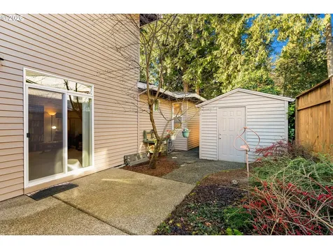 2625 SW 75th Terrace Portland OR 97225
