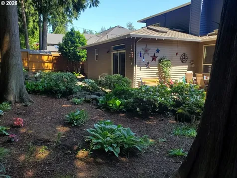2625 SW 75th Terrace Portland OR 97225