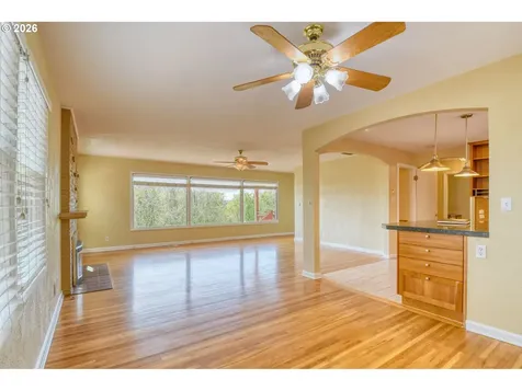 207 NW Ellis Avenue Pendleton OR 97801