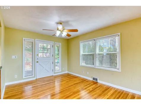 207 NW Ellis Avenue Pendleton OR 97801