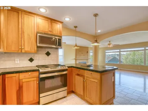 207 NW Ellis Avenue Pendleton OR 97801