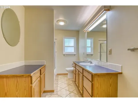 207 NW Ellis Avenue Pendleton OR 97801