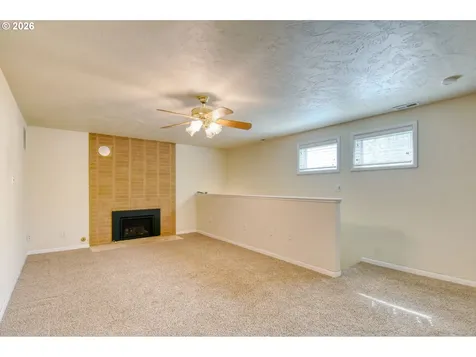 207 NW Ellis Avenue Pendleton OR 97801