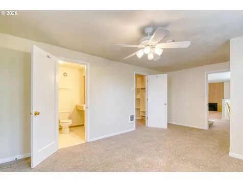207 NW Ellis Avenue Pendleton OR 97801