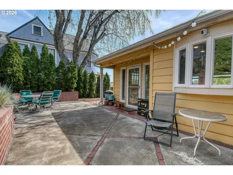 207 NW Ellis Avenue Pendleton OR 97801