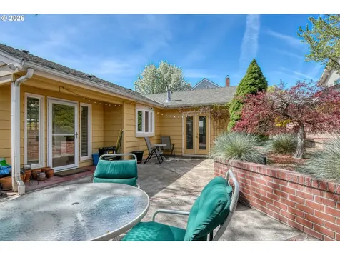 207 NW Ellis Avenue Pendleton OR 97801
