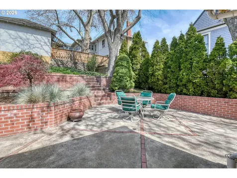 207 NW Ellis Avenue Pendleton OR 97801