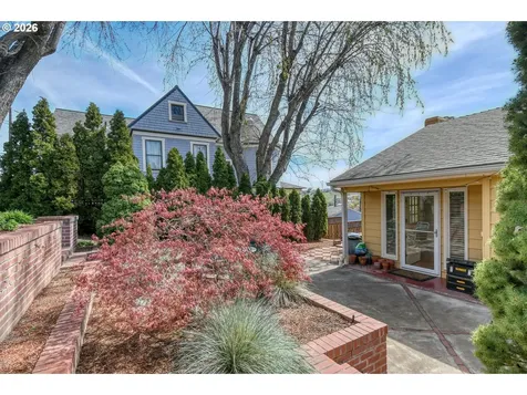 207 NW Ellis Avenue Pendleton OR 97801