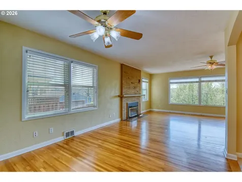 207 NW Ellis Avenue Pendleton OR 97801