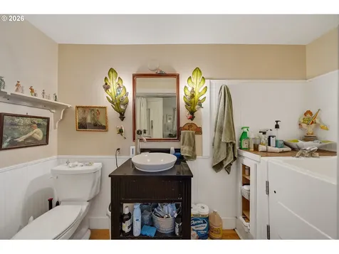 1313 1st Street Tillamook OR 97141