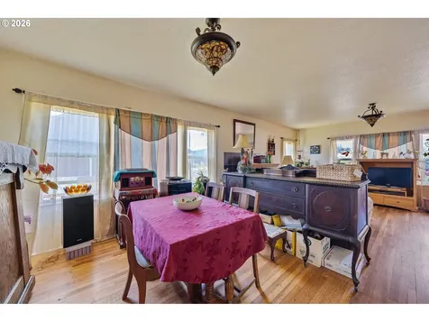 1313 1st Street Tillamook OR 97141
