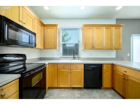 1864 NW Yohn Ranch Drive Mcminnville OR 97128