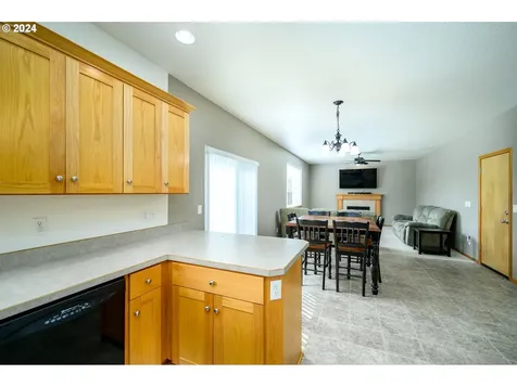 1864 NW Yohn Ranch Drive Mcminnville OR 97128