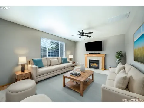 1864 NW Yohn Ranch Drive Mcminnville OR 97128