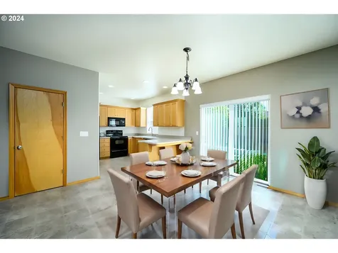 1864 NW Yohn Ranch Drive Mcminnville OR 97128