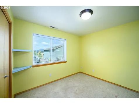 1864 NW Yohn Ranch Drive Mcminnville OR 97128