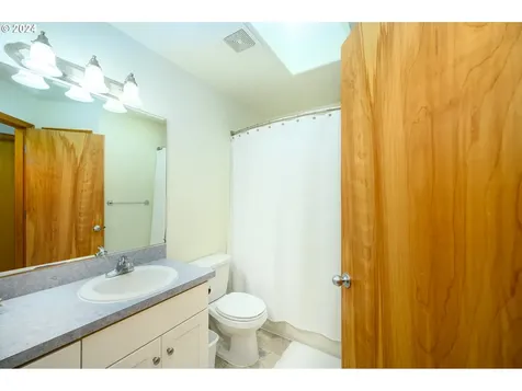 1864 NW Yohn Ranch Drive Mcminnville OR 97128