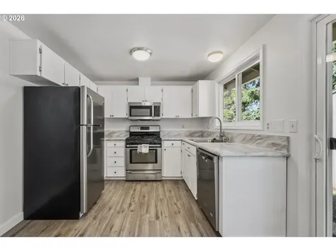 3003 NE Hale Avenue Gresham OR 97030