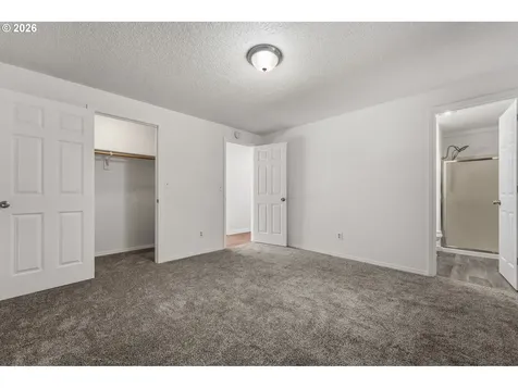 3003 NE Hale Avenue Gresham OR 97030