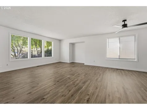 3003 NE Hale Avenue Gresham OR 97030