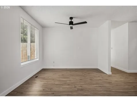 3003 NE Hale Avenue Gresham OR 97030