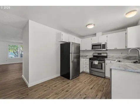 3003 NE Hale Avenue Gresham OR 97030
