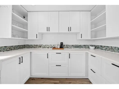 22 NW Cedar Avenue Warrenton OR 97146