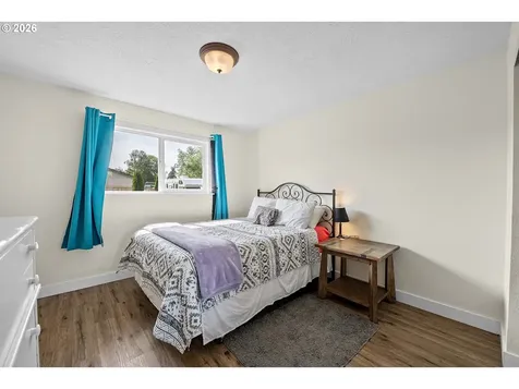 22 NW Cedar Avenue Warrenton OR 97146