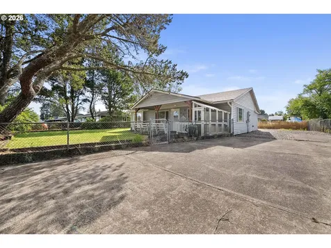22 NW Cedar Avenue Warrenton OR 97146