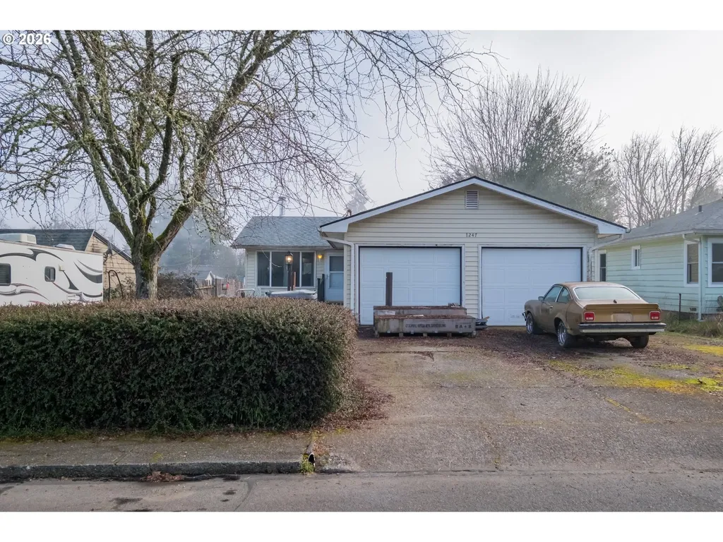 1247 1st Avenue Sweet Home OR 97386