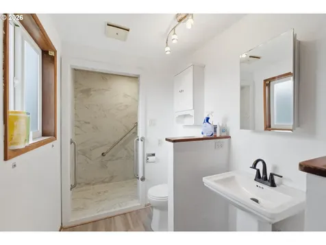 1247 1st Avenue Sweet Home OR 97386
