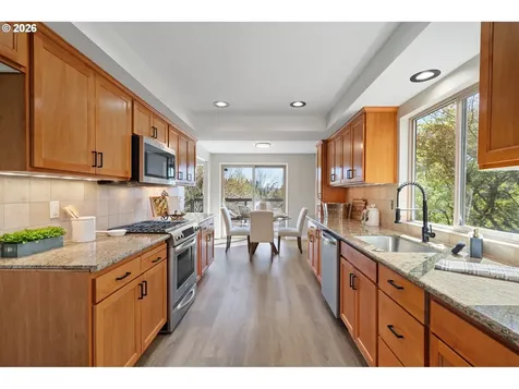 11830 SE Hobart Court Happy Valley OR 97086