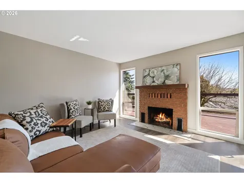 11830 SE Hobart Court Happy Valley OR 97086
