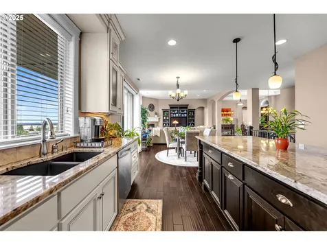 2211 NW Larkspur Street Camas WA 98607