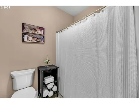 2211 NW Larkspur Street Camas WA 98607
