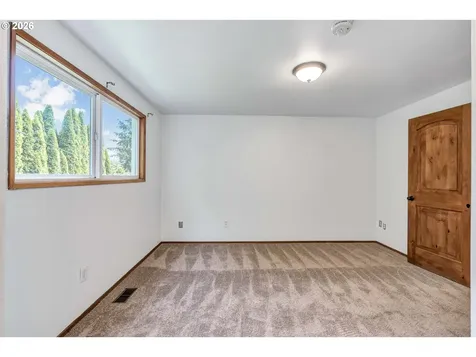 8025 SW Schiller Road Portland OR 97225