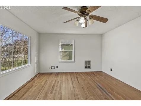 2949 Dover Street Longview WA 98632