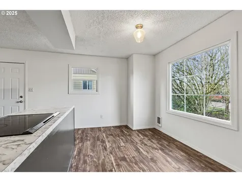 2949 Dover Street Longview WA 98632