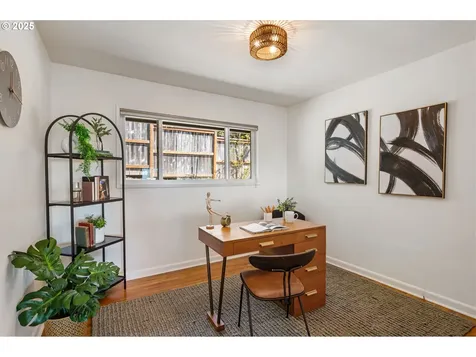 2701 SW Hamilton Street Portland OR 97239