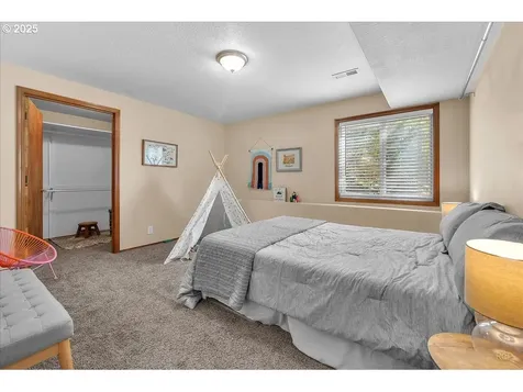 11896 SE Sovereign Court Happy Valley OR 97086
