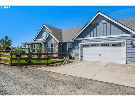 19125 Beaver Lane NE Aurora OR 97002