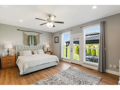 19125 Beaver Lane NE Aurora OR 97002