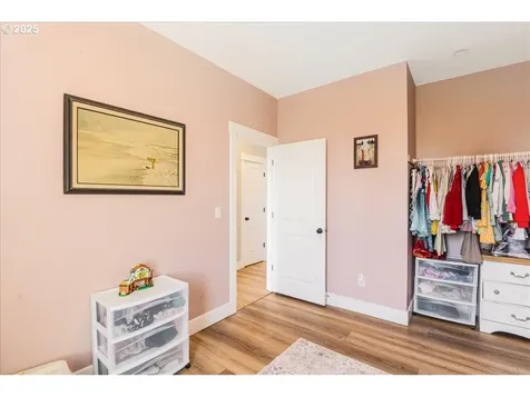 19125 Beaver Lane NE Aurora OR 97002