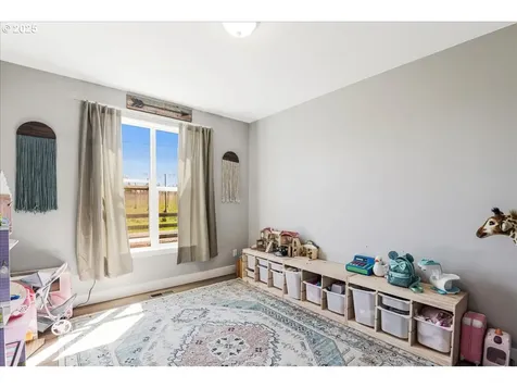 19125 Beaver Lane NE Aurora OR 97002