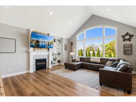 19125 Beaver Lane NE Aurora OR 97002