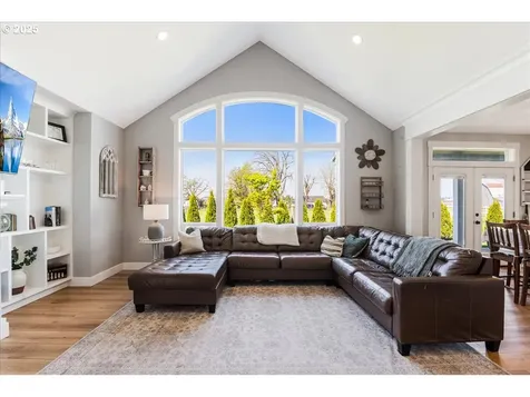19125 Beaver Lane NE Aurora OR 97002