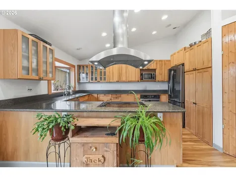1137 Ash Grove Loop Creswell OR 97426