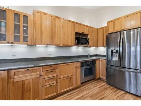 1137 Ash Grove Loop Creswell OR 97426