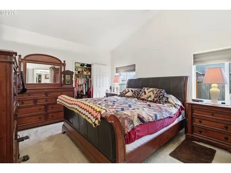 1137 Ash Grove Loop Creswell OR 97426