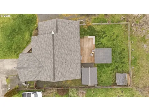 1137 Ash Grove Loop Creswell OR 97426